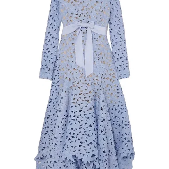 Asymmetrical Guipure dress by Oscar De La Renta - Picture 4 of 6